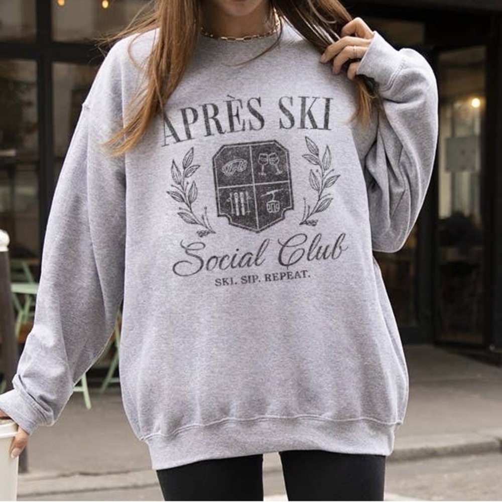 Apres Ski Social Club Graphic Sweatshirt